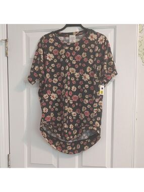 Nwt Cute Top Small